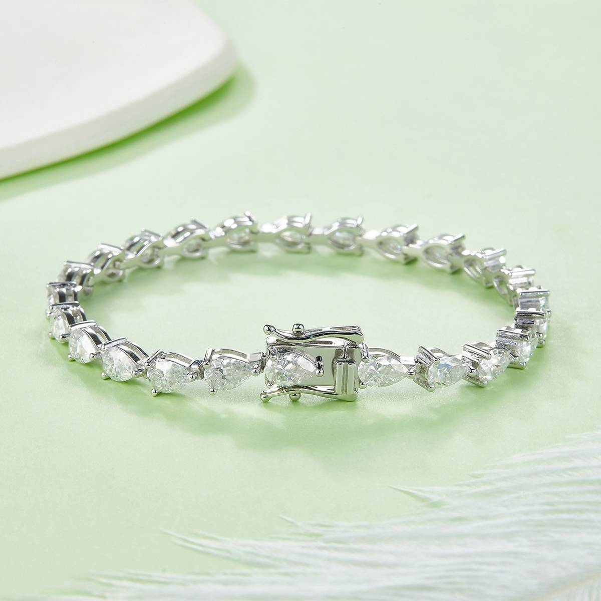 梨形拼石网球链S925银镀白金手链莫桑钻0.5CT/粒DVVS